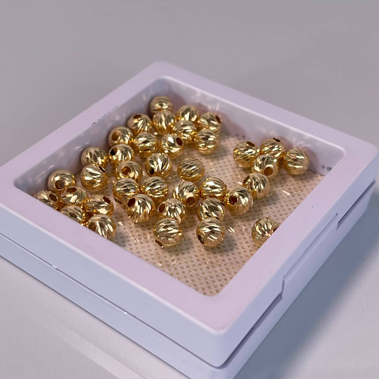 BOLA DIAMANTADA 8MM / NAC ORO AMARILLO